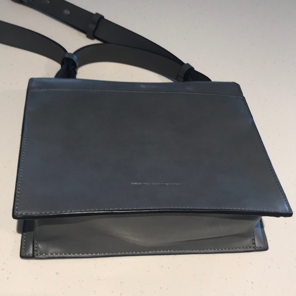 Purse - Picture 2 of 5